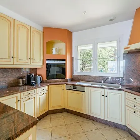 Le Manon, Vue Imprenable Sur La Baie Du Lavandou Apartment