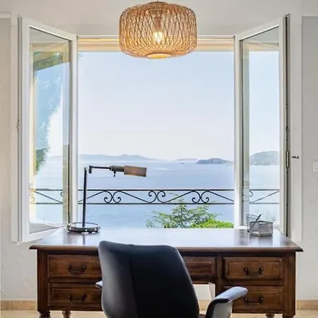 Διαμέρισμα Le Manon, Vue Imprenable Sur La Baie Du Lavandou Le Lavandou