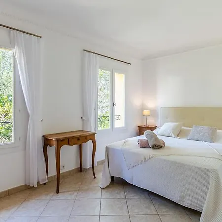 Le Manon, Vue Imprenable Sur La Baie Du Lavandou Διαμέρισμα